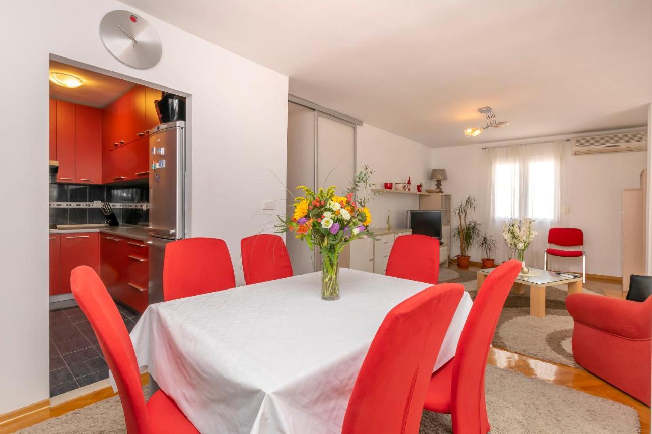 Ursus Apartament Split