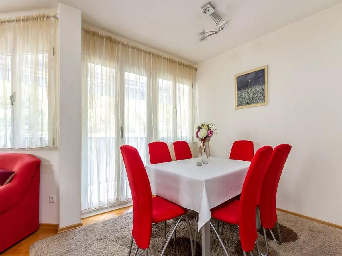 Apartament Ursus *